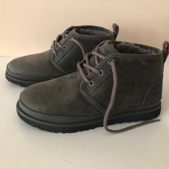 UGG Neumel Waterproof Leather Boot. Chukka. Size: 7 - Picture 10 of 13